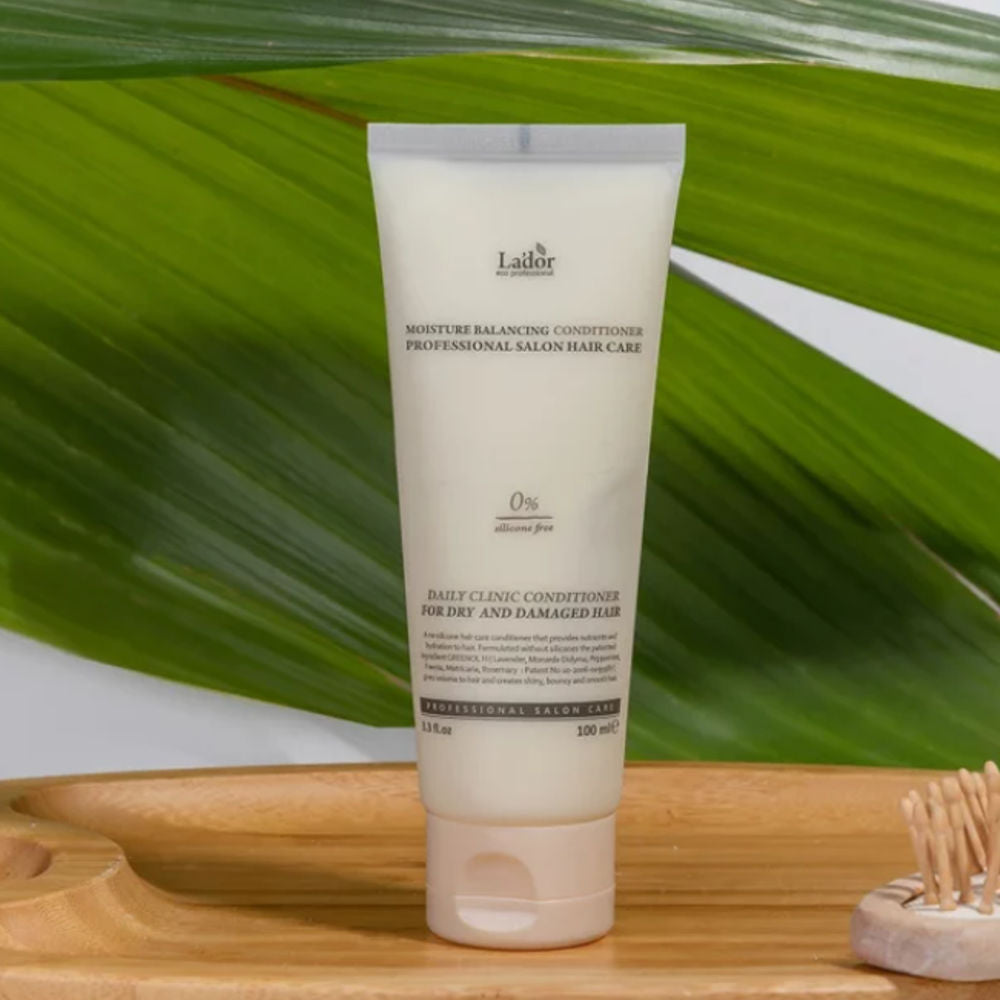 Koreanische Kosmetik Lador Moisture Balancing Conditioner  mit 100 ml mit EAN 8809500817598  